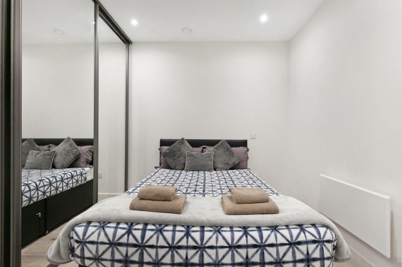 هارموندسورث Mondial Apartments At Heathrow المظهر الخارجي الصورة