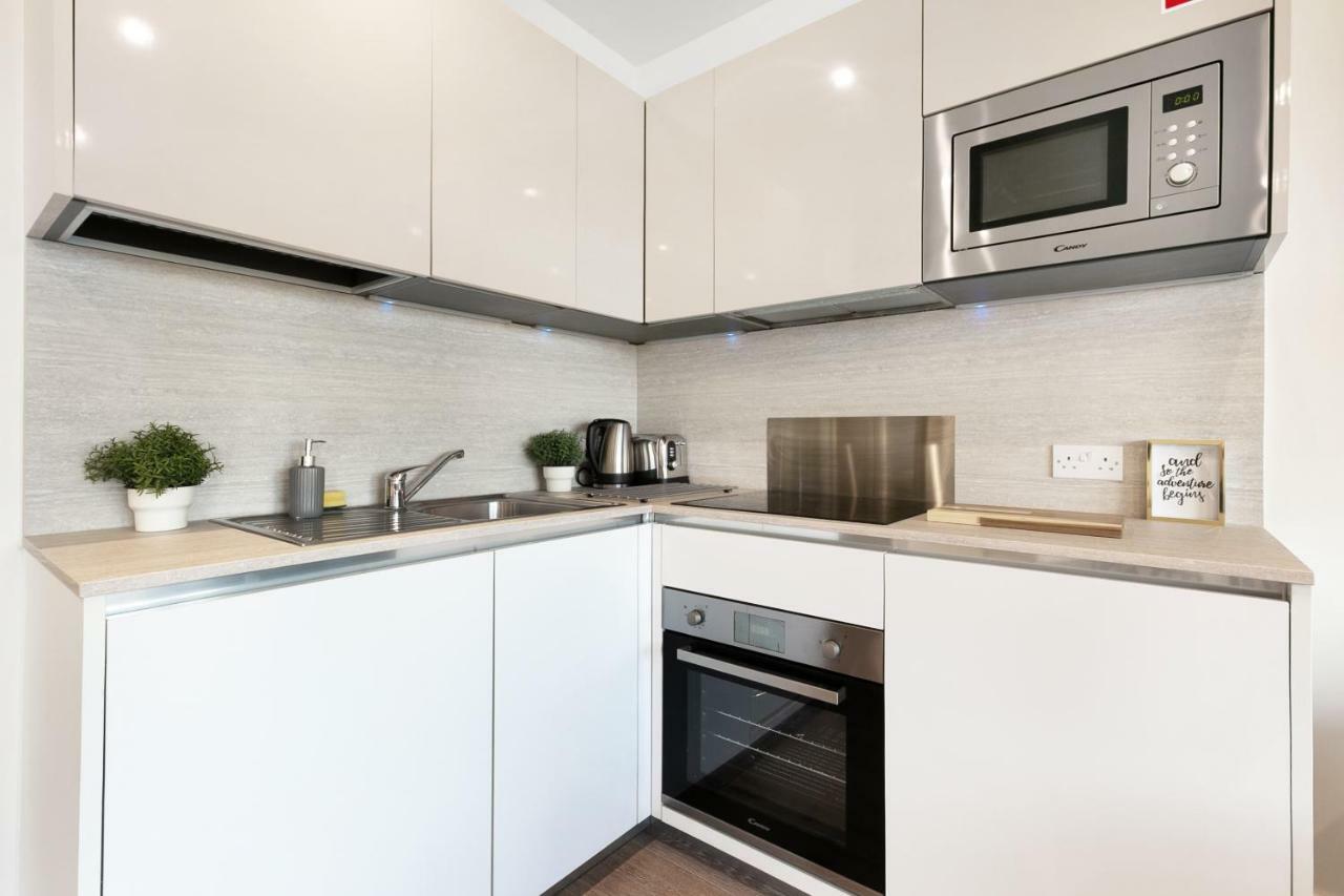 هارموندسورث Mondial Apartments At Heathrow المظهر الخارجي الصورة