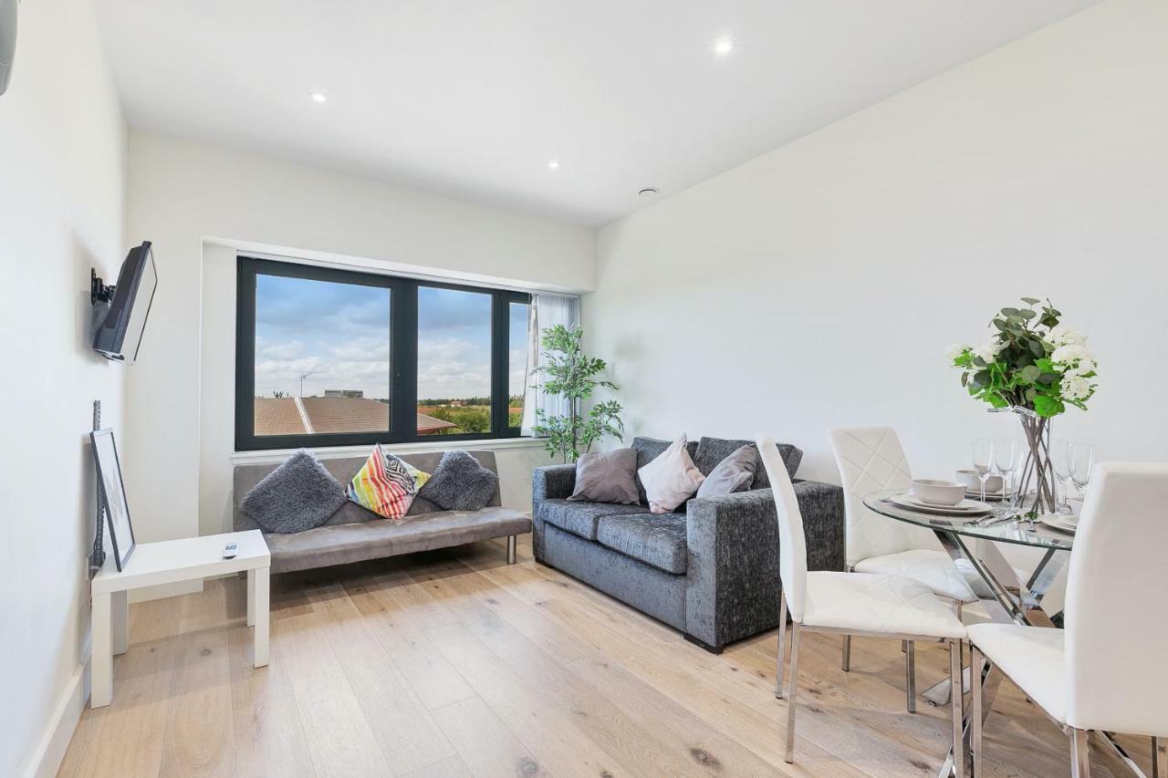 هارموندسورث Mondial Apartments At Heathrow المظهر الخارجي الصورة