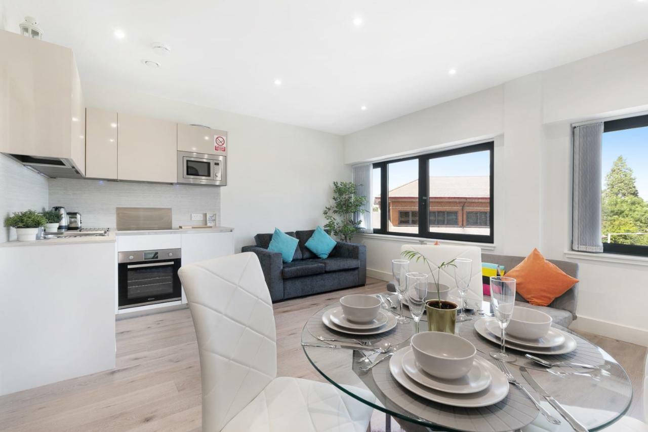 هارموندسورث Mondial Apartments At Heathrow المظهر الخارجي الصورة