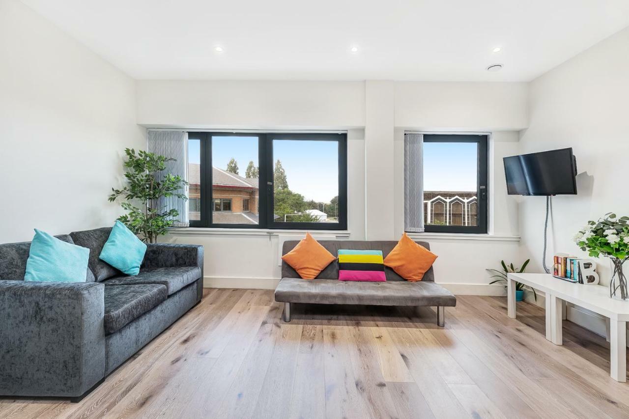 هارموندسورث Mondial Apartments At Heathrow المظهر الخارجي الصورة