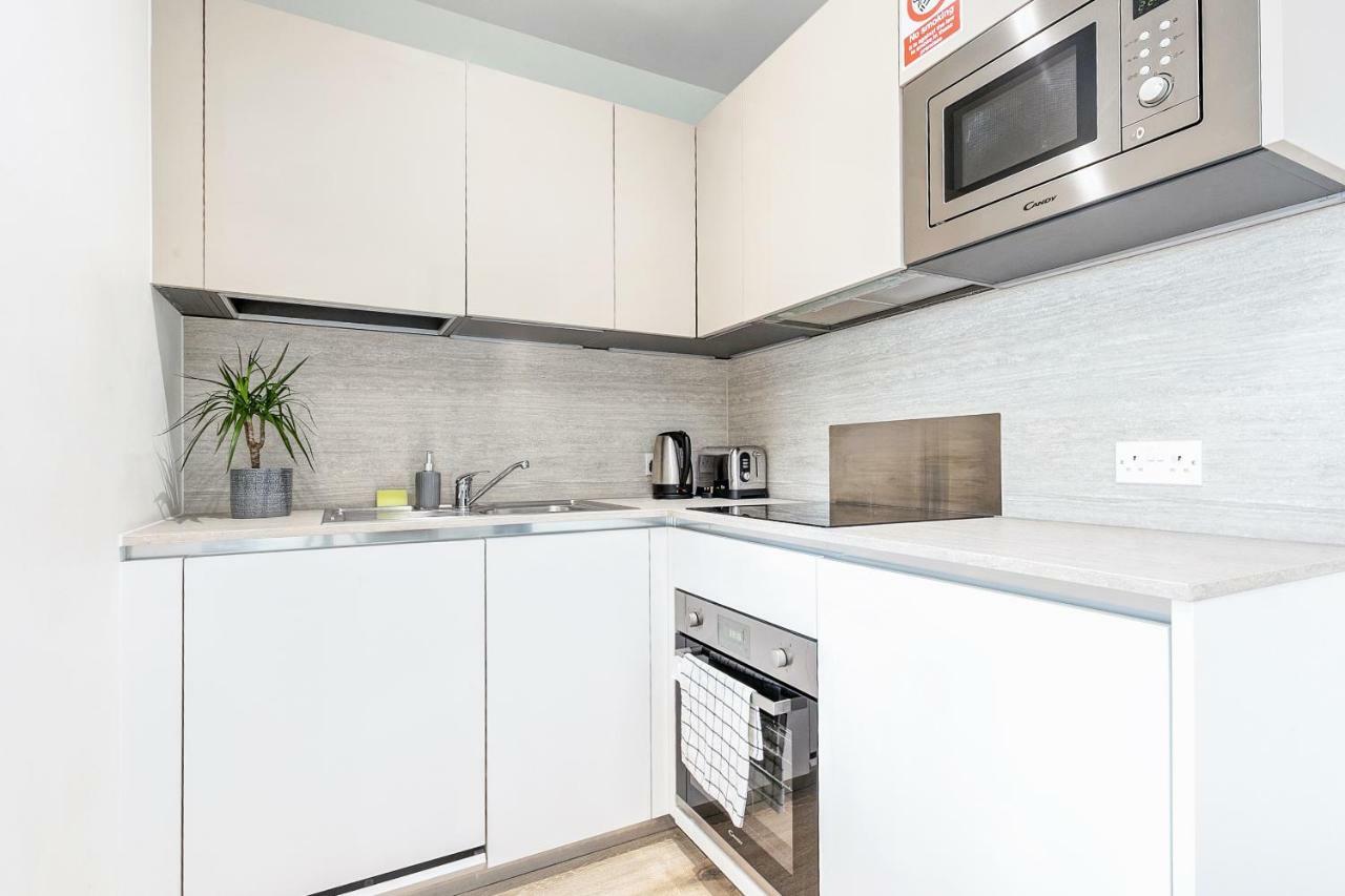 هارموندسورث Mondial Apartments At Heathrow المظهر الخارجي الصورة