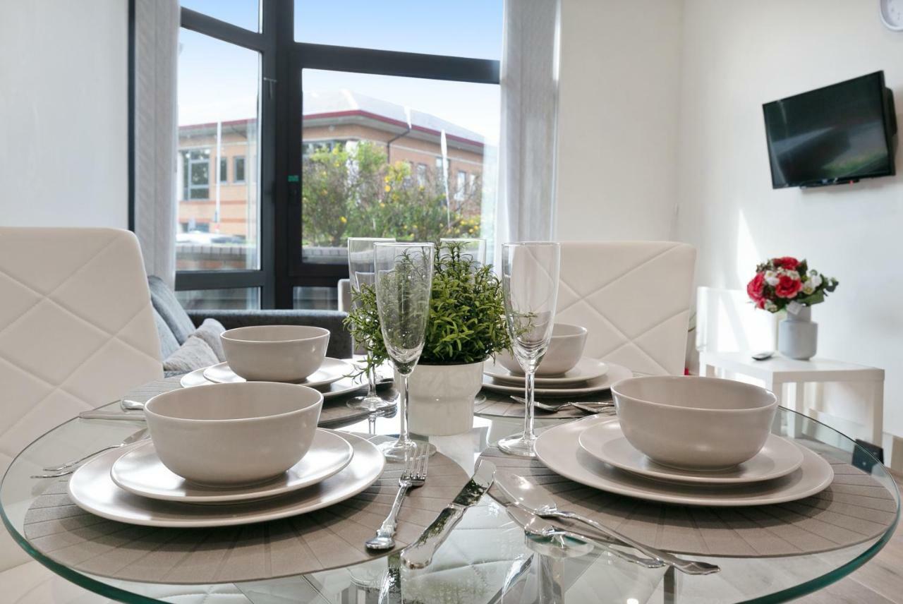 هارموندسورث Mondial Apartments At Heathrow المظهر الخارجي الصورة