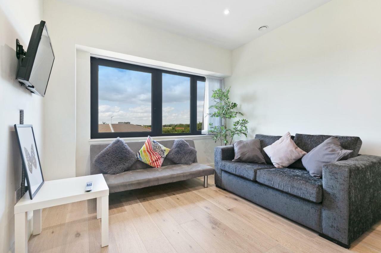 هارموندسورث Mondial Apartments At Heathrow المظهر الخارجي الصورة